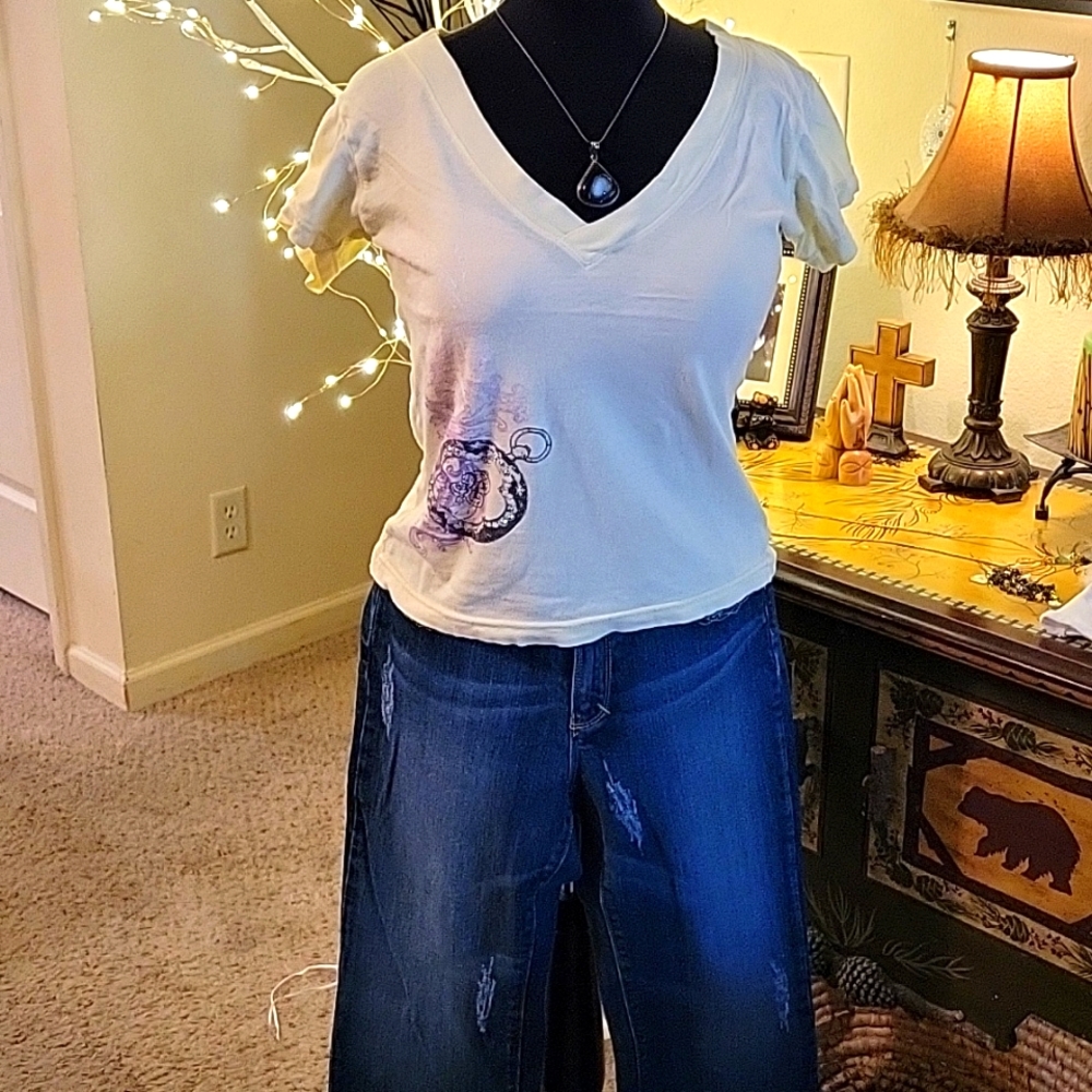 Women's Ranchy Clothing Co. V-neck t-shirt
